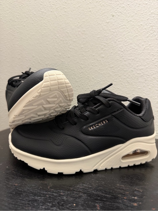 Skechers Shoes - Skechers Black and Cream Platform Air-Cushion Ankle Sneakers